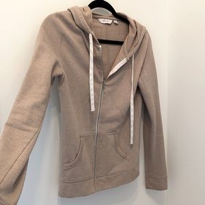 FINAL PRICE DROP! 🎊💃🏻 Zip up neutral hoodie 👍